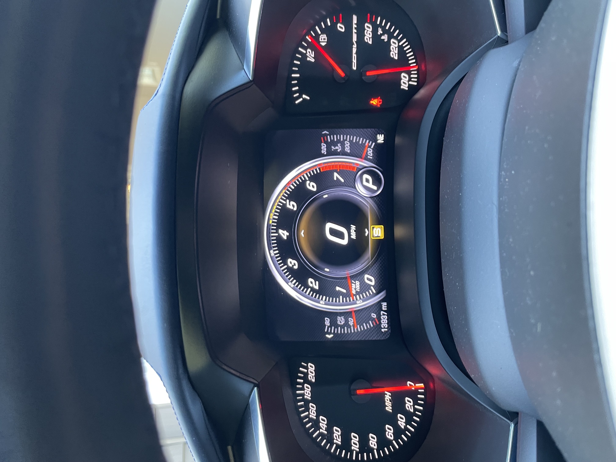 Used 2016 Chevrolet Corvette Stingray Convertible w/ 3LT Preferred Equipment Group RWD image 27