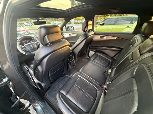 Used 2019 Lincoln Nautilus Reserve w/ Ultimate Package AWD/4WD image 12