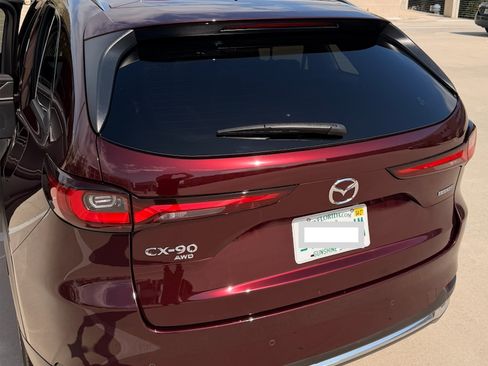 Used 2024 MAZDA CX-90 Plug-In Hybrid w/ Premium Plus image 9