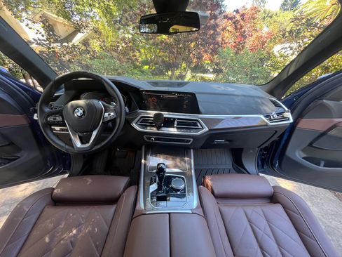 Used 2023 BMW X5 xDrive40i w/ Premium Package AWD/4WD image 14