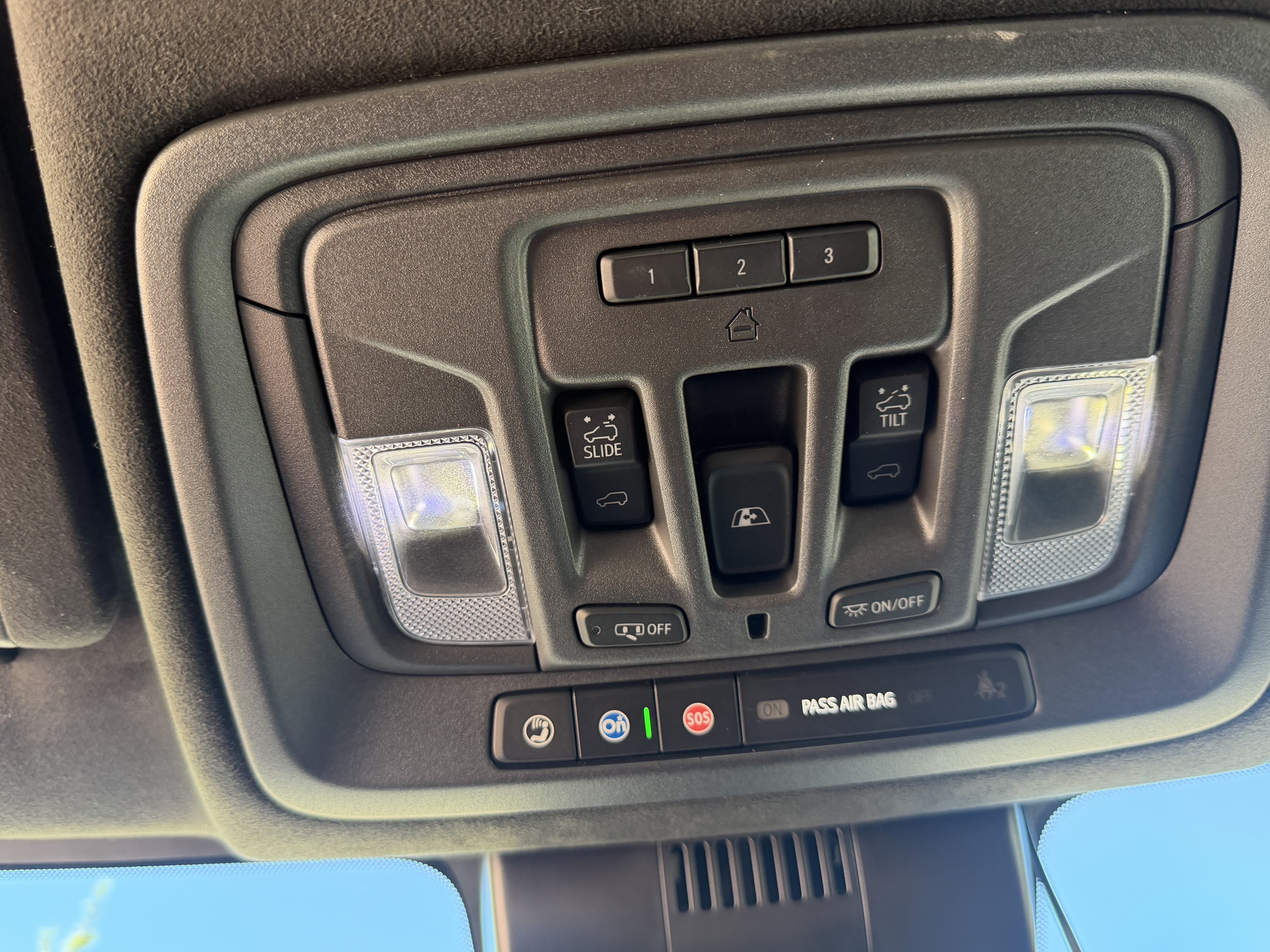 Used 2024 GMC Sierra 1500 Denali Ultimate AWD/4WD image 17
