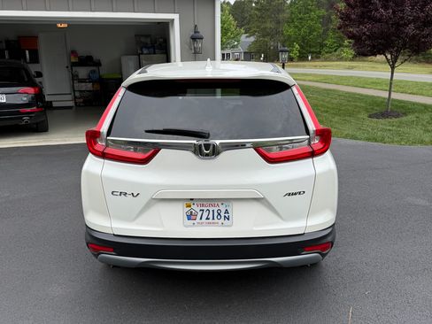 Used 2017 Honda CR-V EX-L image 9