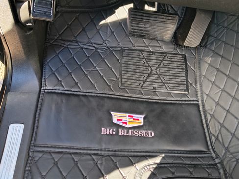 Used 2012 Cadillac Escalade Luxury image 12