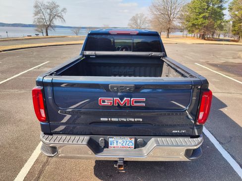 Used 2020 GMC Sierra 1500 SLT w/ SLT Premium Plus Package image 9