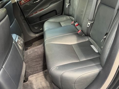 Used 2010 Lexus LS 460 AWD image 10