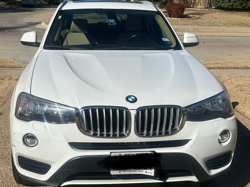 Used 2017 BMW X3 sDrive28i image 1