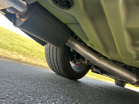 Used 2023 Dodge Challenger R/T w/ Plus Package image 15