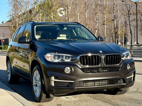 Used 2016 BMW X5 xDrive35d image 4