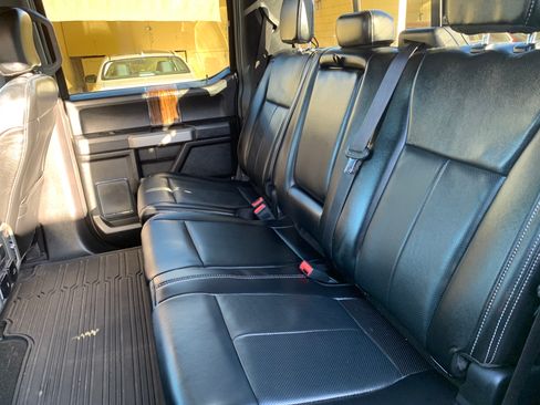 Used 2019 Ford F150 Lariat w/ Equipment Group 502A Luxury image 26