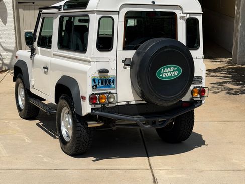 Used 1997 Land Rover Defender 90 AWD/4WD image 4