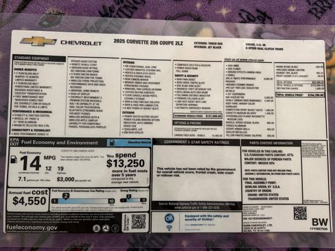Used 2025 Chevrolet Corvette Z06 w/ Z07 Performance Package RWD image 31