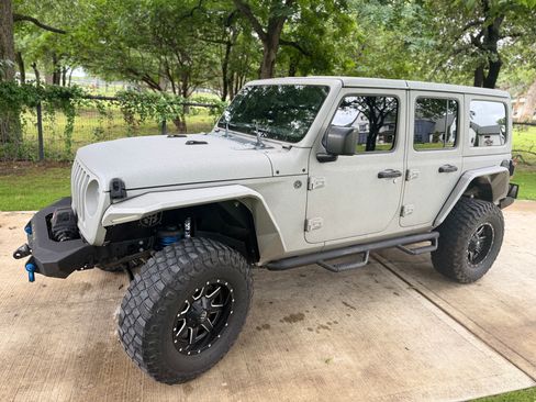 Used 2019 Jeep Wrangler Unlimited Sport S AWD/4WD image 5