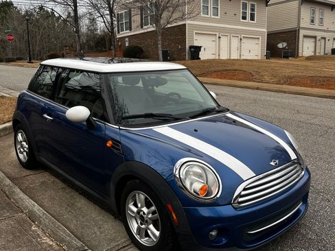 Used 2012 MINI Cooper Hardtop image 1