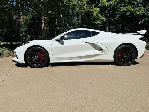 Used 2023 Chevrolet Corvette Stingray Preferred Cpe w/ Z51 Performance Package image 6