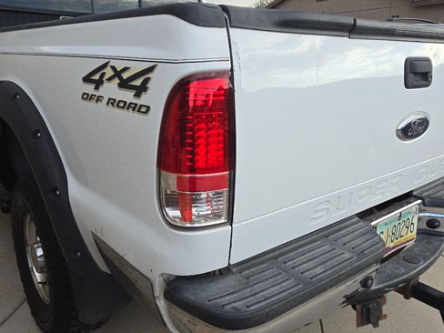 Used 2002 Ford F350 4x4 Crew Cab Super Duty image 9