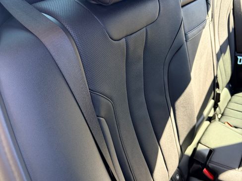 Used 2022 BMW 530i w/ M Sport Package image 22