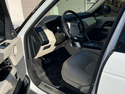 Used 2019 Land Rover Range Rover Long Wheelbase Supercharged image 5