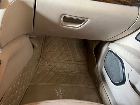 Used 2014 Maserati Quattroporte GTS image 9