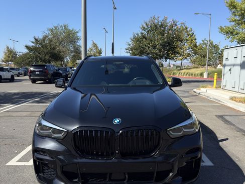 Used 2022 BMW X5 xDrive45e w/ M Sport Package AWD/4WD image 2