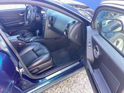 Used 2006 Pontiac Grand Prix GXP w/ Sun And Sound Package image 18