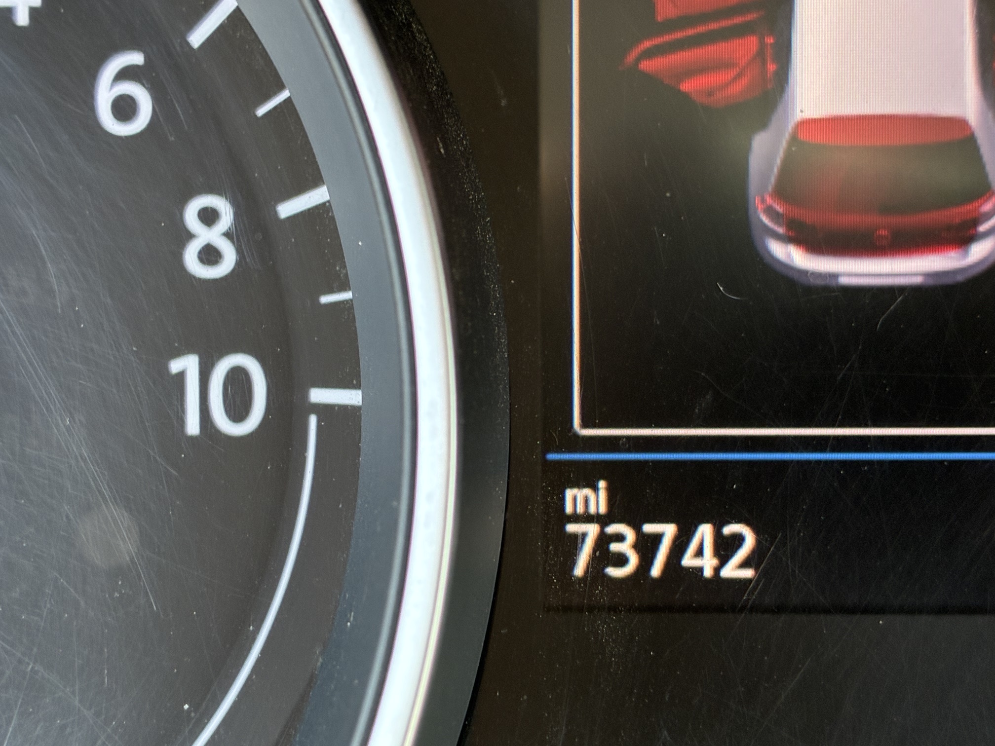 Used 2016 Volkswagen e-Golf SE FWD image 11