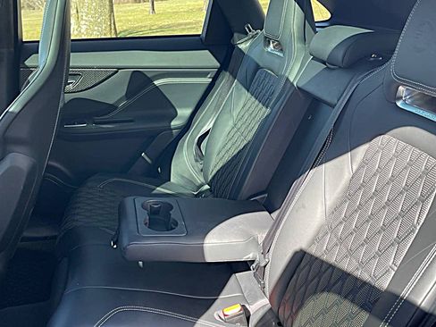 Used 2020 Jaguar F-PACE SVR image 10