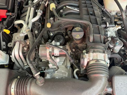 Used 2023 Jeep Wrangler Unlimited Sport AWD/4WD image 6