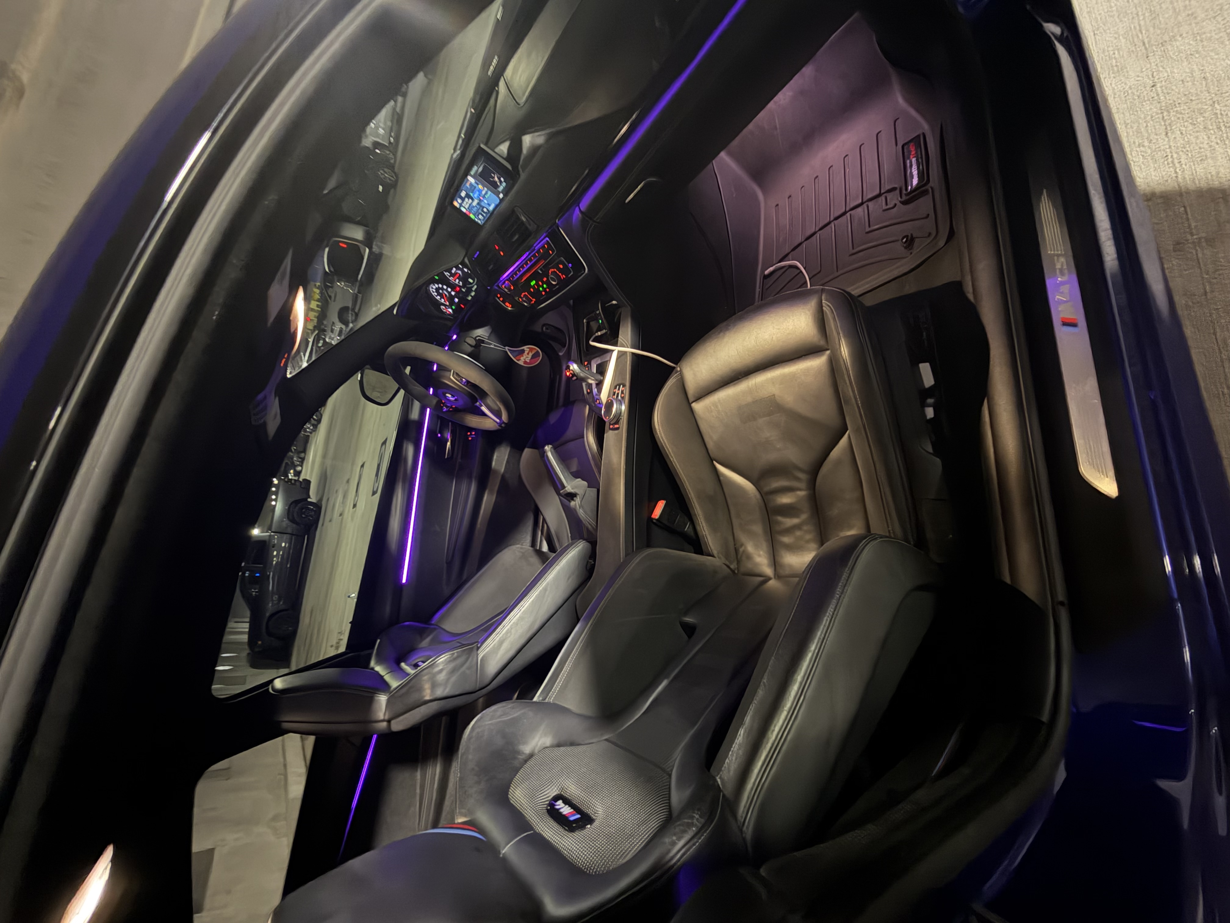 Used 2019 BMW M4 CS w/ Executive Package RWD image 18