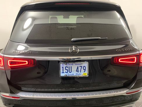 Used 2021 Mercedes-Benz Maybach GLS 600 4MATIC image 4