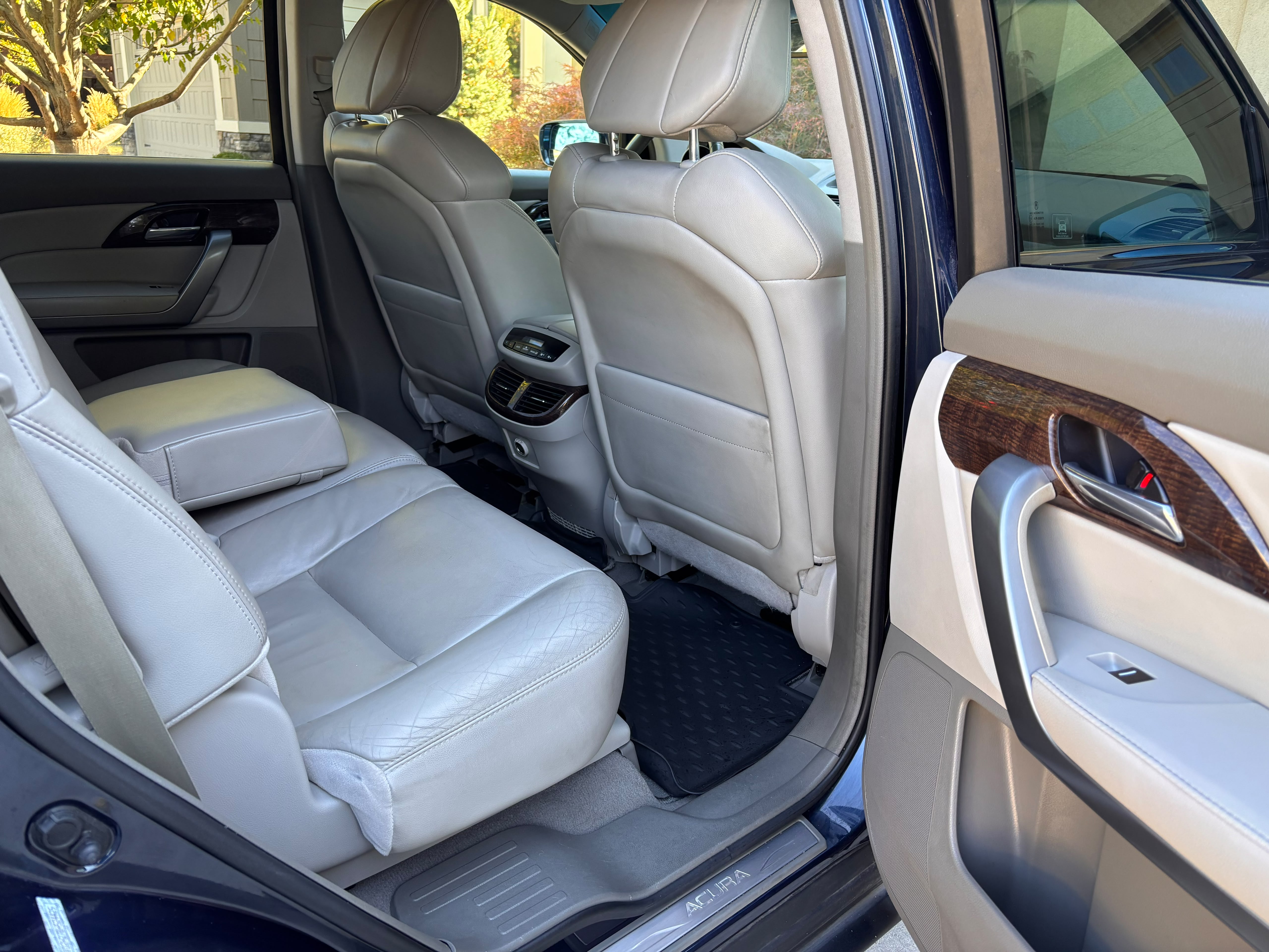 Used 2011 Acura MDX AWD/4WD image 11
