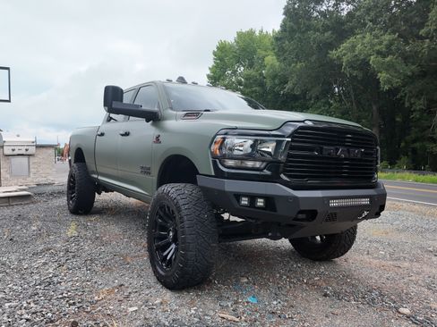 Used 2020 RAM 2500 Big Horn w/ Level 2 Equipment Group image 6