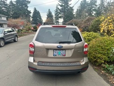 Used 2015 Subaru Forester 2.5i Premium image 4