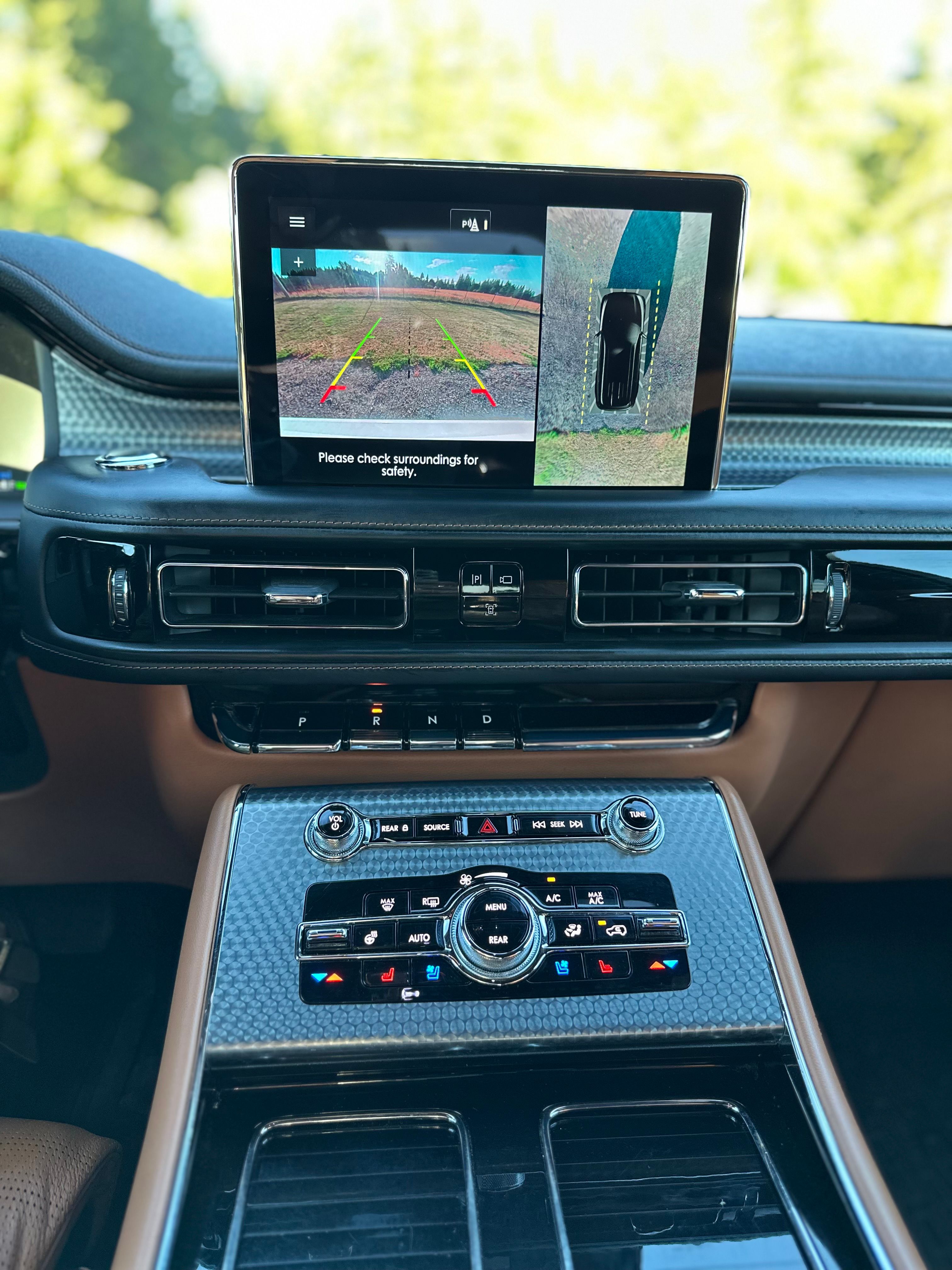 Used 2022 Lincoln Aviator Black Label Grand Touring AWD/4WD image 9