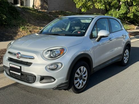 Used 2016 FIAT 500X Pop FWD image 1