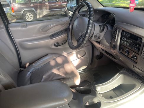 Used 1997 Ford Expedition 4WD image 16