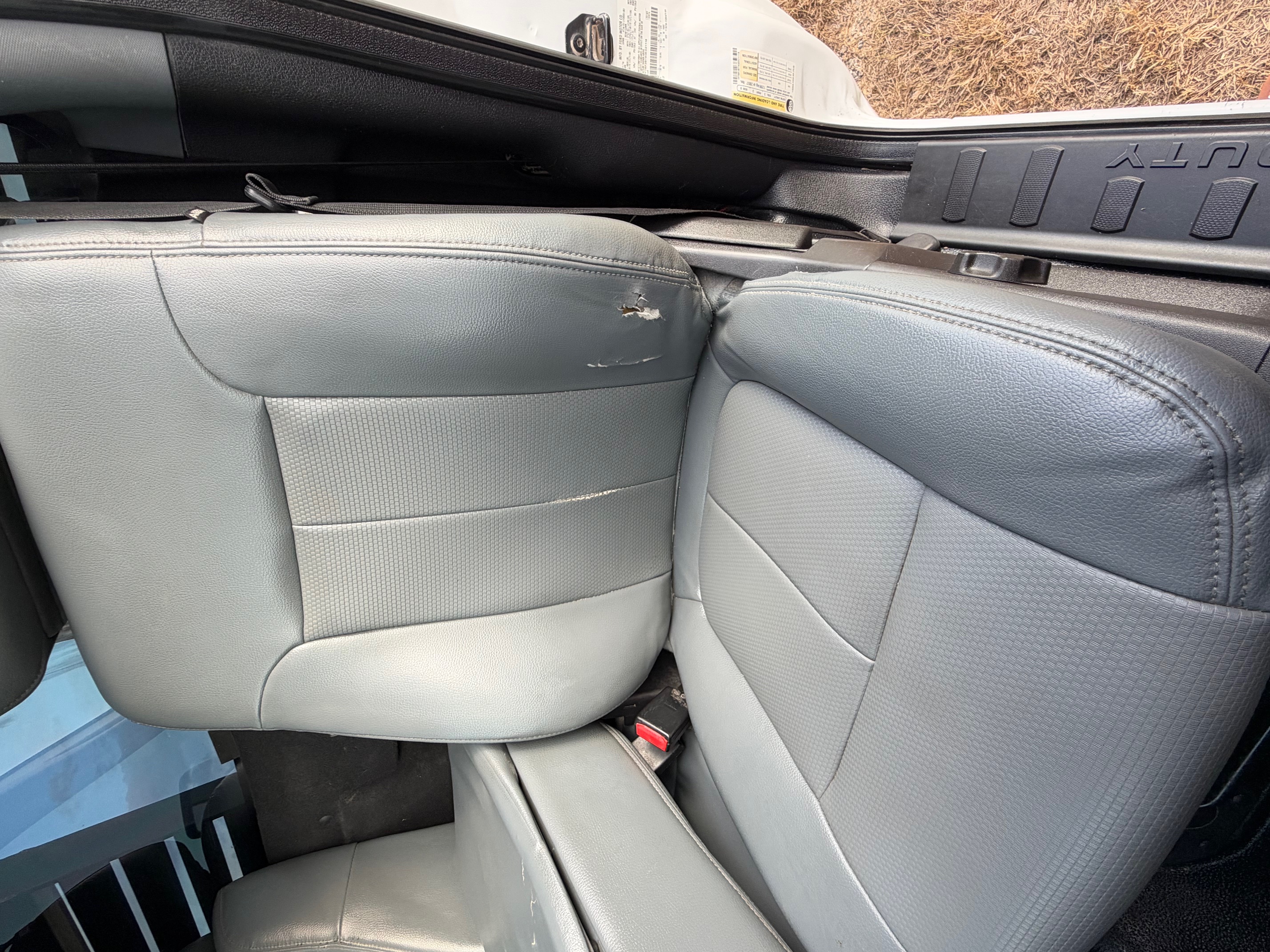 Used 2016 Ford F250 XL w/ XL Appearance Package AWD/4WD image 10