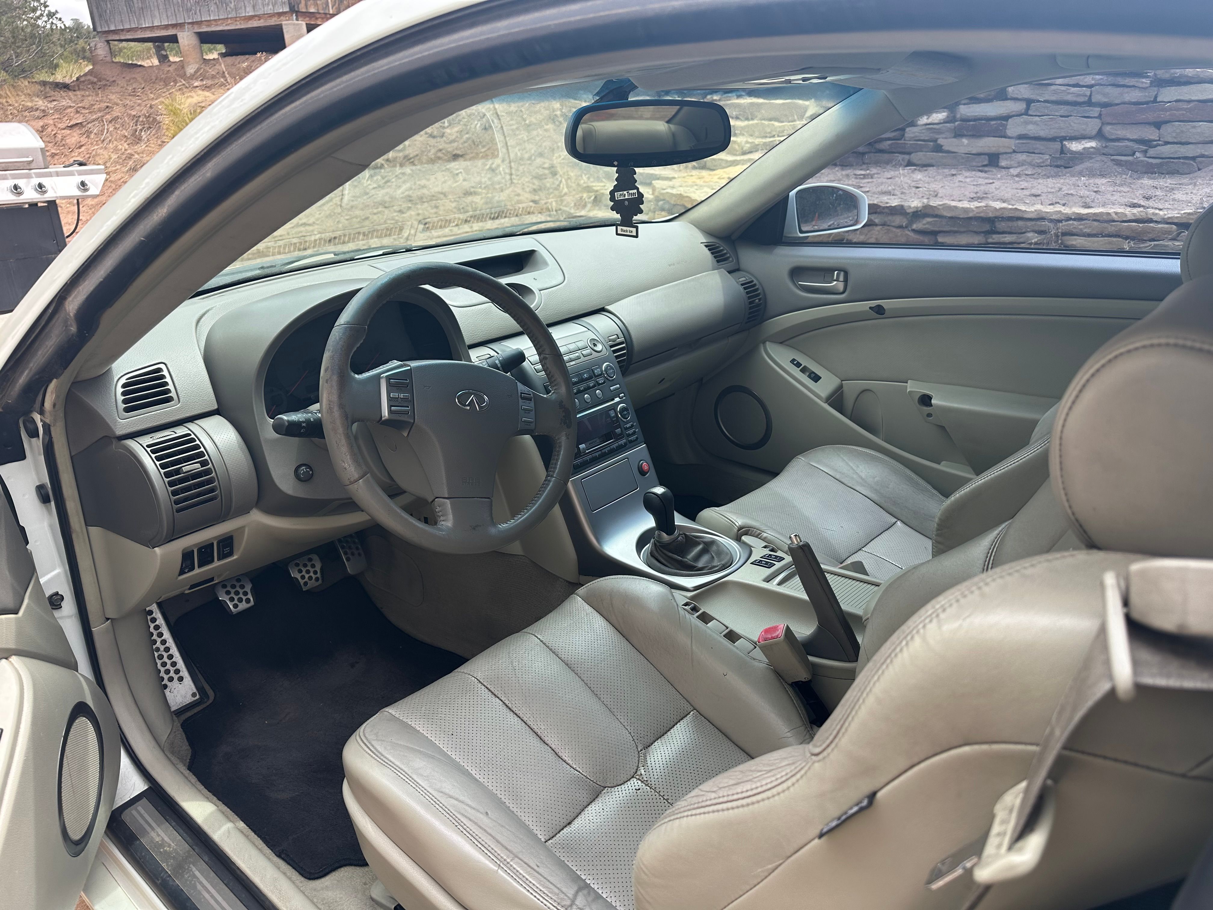 Used 2004 INFINITI G35 Coupe w/ Premium Pkg RWD image 8