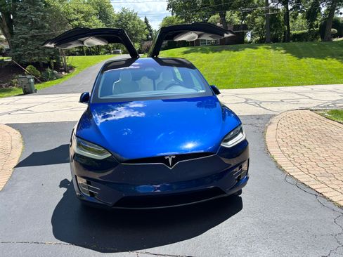 Used 2016 Tesla Model X 90D AWD/4WD image 4