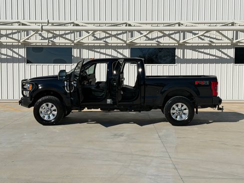 Used 2018 Ford F350 Platinum w/ Platinum Ultimate Package image 5