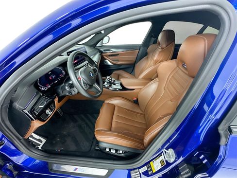 Used 2021 BMW M5 w/ Executive Package image 11