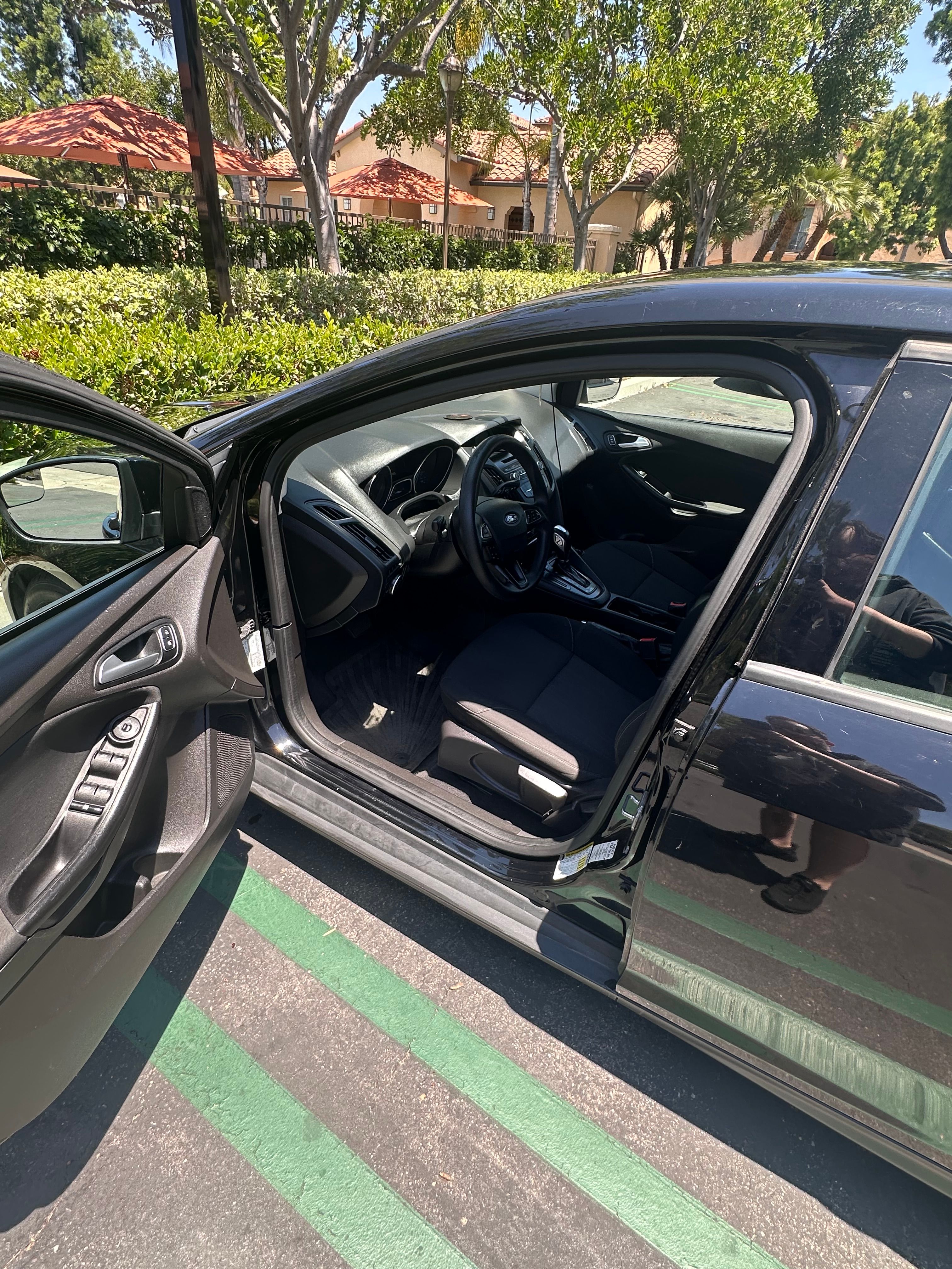 Used 2016 Ford Focus SE FWD image 10