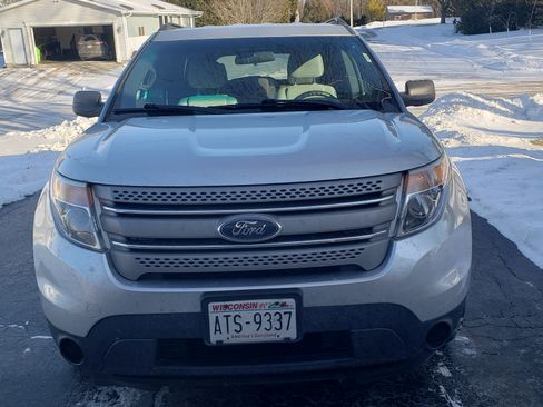 Used 2014 Ford Explorer 4WD image 4