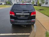 Used 2013 Kia Sorento LX image 4