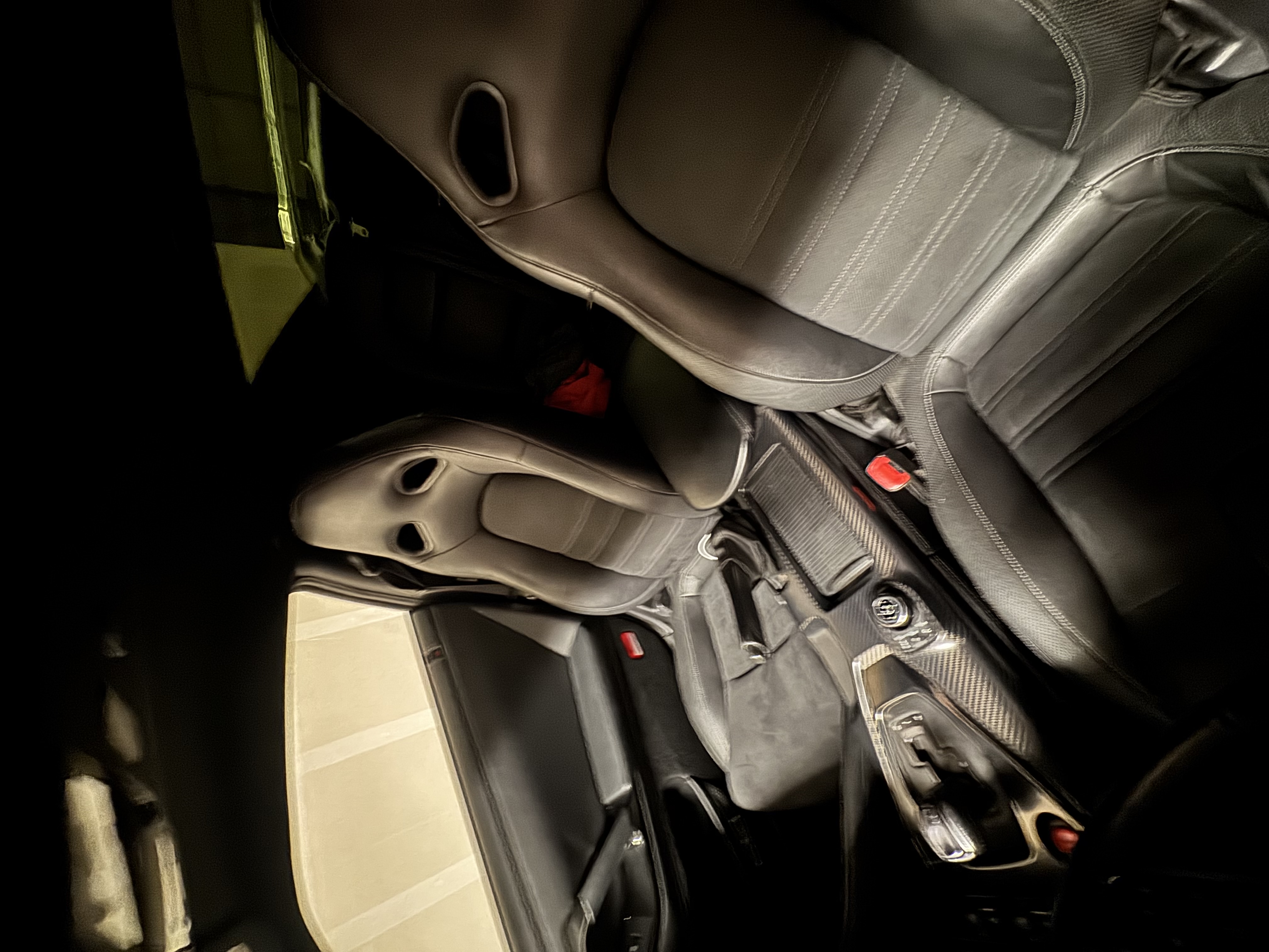 Used 2018 Nissan GT-R Premium AWD/4WD image 4