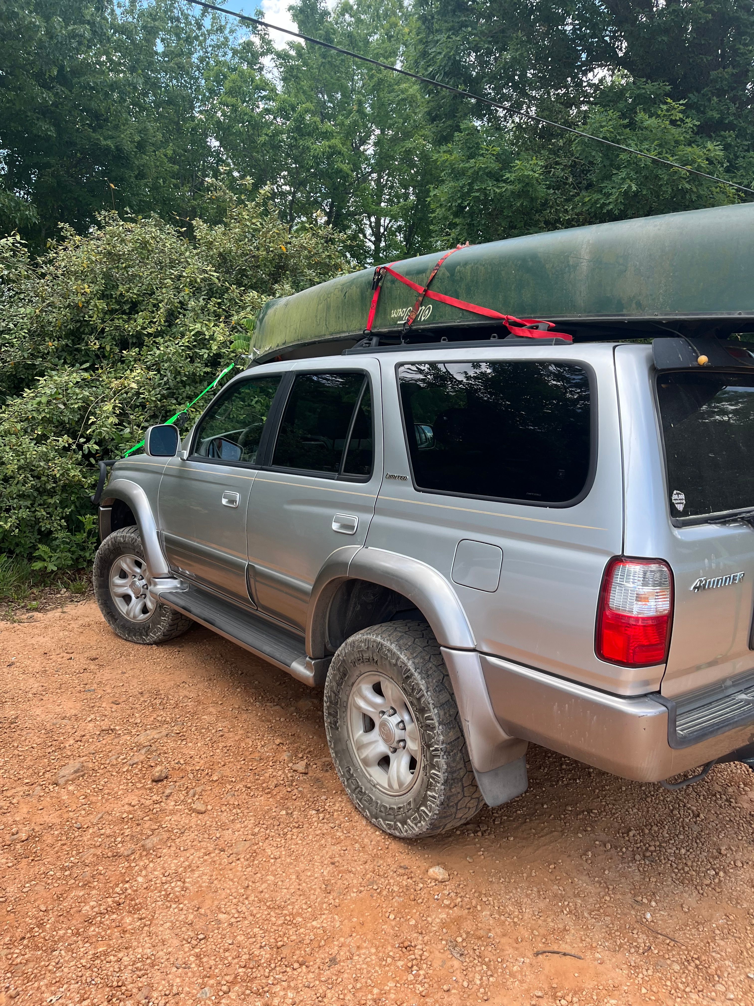 Used 2001 Toyota 4Runner Limited AWD/4WD image 2