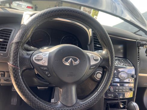 Used 2011 INFINITI FX35 2WD w/ Premium Pkg image 13