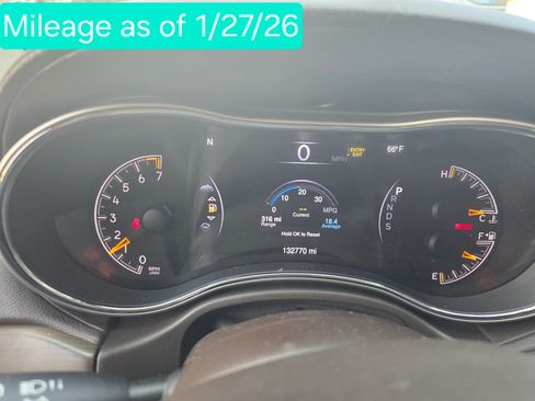 Used 2015 Jeep Grand Cherokee Overland image 2