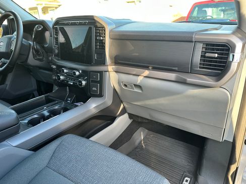 Used 2024 Ford F150 XLT w/ FX4 Off-Road Package image 10