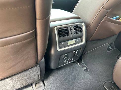 Used 2014 INFINITI QX60 FWD w/ Premium Plus Package image 11
