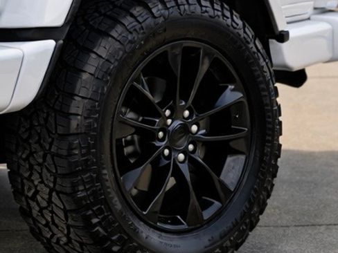 Used 2022 Jeep Wrangler Unlimited Sahara image 10